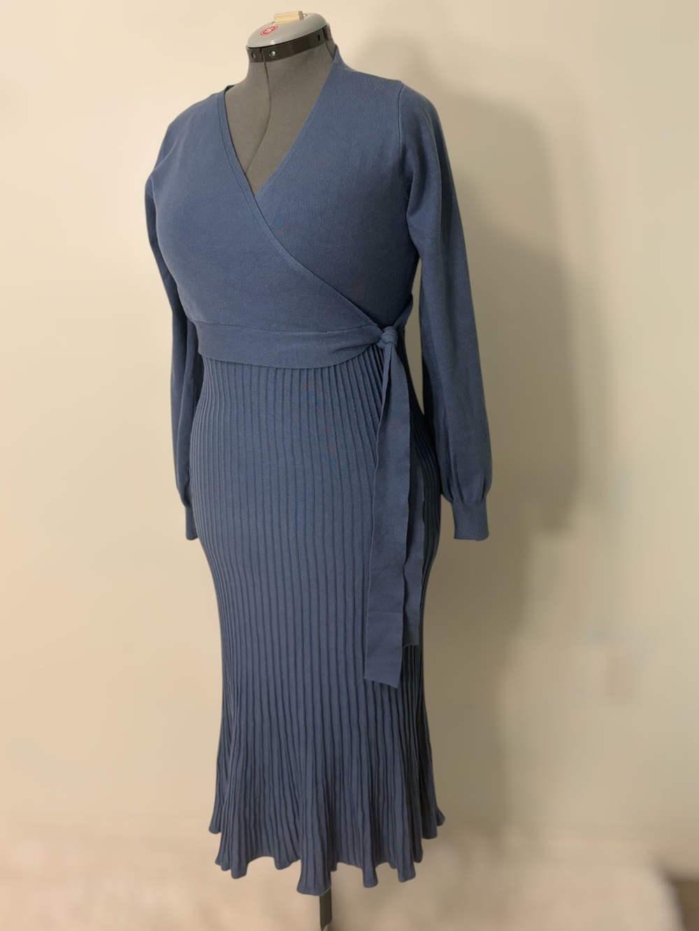 NWT size large, long sleeves wrap dress, blue